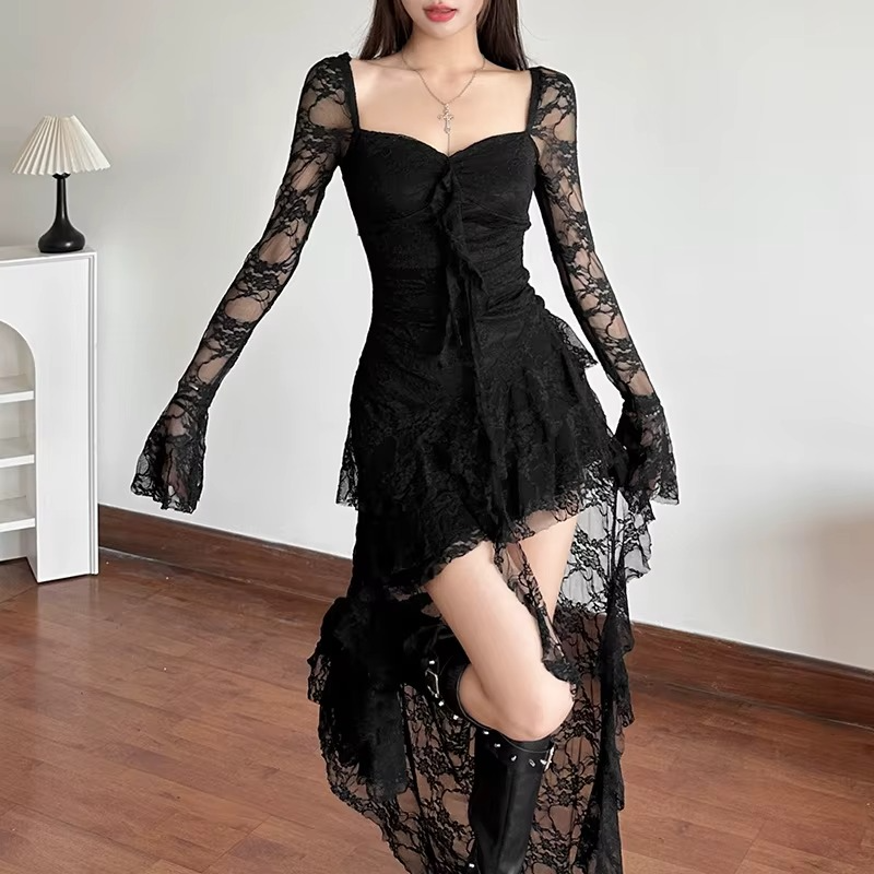 Gotik Elbise
